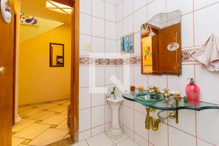 Casa à venda com 300m², 3 quartos e 8 vagasLavabo