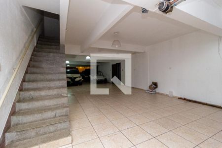 Casa à venda com 300m², 3 quartos e 8 vagasGaragem