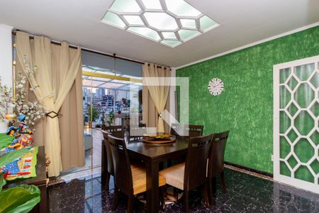 Casa à venda com 300m², 3 quartos e 8 vagasSala de Jantar