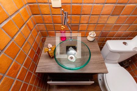 Casa à venda com 300m², 3 quartos e 8 vagasDetalhe Lavabo - Espaço Gourmet