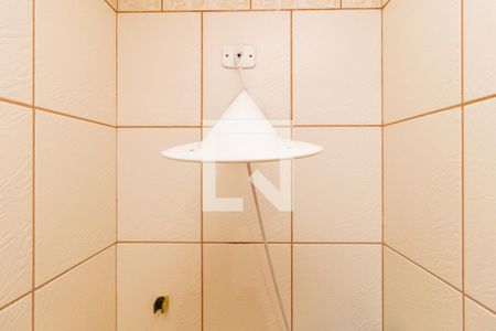 Casa à venda com 300m², 3 quartos e 8 vagasDetalhe Banheiro - Suíte 3