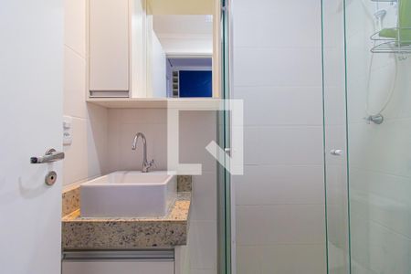 Banheiro de kitnet/studio para alugar com 1 quarto, 17m² em Bela Vista, São Paulo