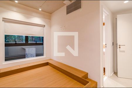 Apartamento à venda com 155m², 2 quartos e 1 vagaSuíte