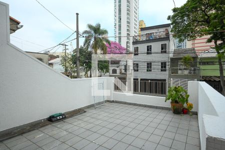 Casa à venda com 118m², 2 quartos e 1 vaga Casa à venda com 118m², 2 quartos e 1 vagaVaranda