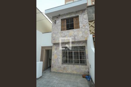 Casa à venda com 118m², 2 quartos e 1 vaga Casa à venda com 118m², 2 quartos e 1 vagaVaranda