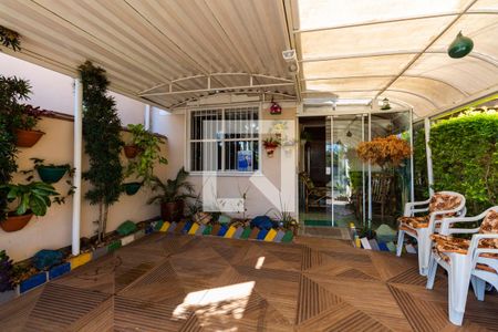 Casa de condomínio à venda com 130m², 3 quartos e 3 vagasGaragem 