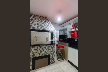 Casa de condomínio à venda com 130m², 3 quartos e 3 vagasChurrasqueira