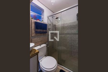 Casa de condomínio à venda com 130m², 3 quartos e 3 vagasBanheiro 1