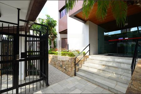 Apartamento à venda com 214m², 4 quartos e 4 vagasÁrea externa