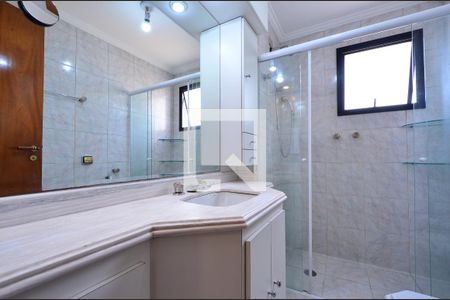 Apartamento à venda com 214m², 4 quartos e 4 vagasBanheiro Social