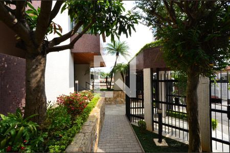 Apartamento à venda com 214m², 4 quartos e 4 vagasÁrea externa