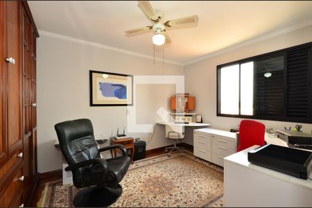 Apartamento à venda com 214m², 4 quartos e 4 vagasSuíte 1