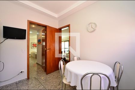 Apartamento à venda com 214m², 4 quartos e 4 vagasSala de Jantar