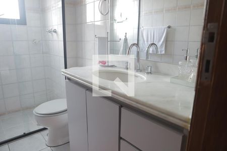 Apartamento à venda com 78m², 3 quartos e 2 vagasBanheiro