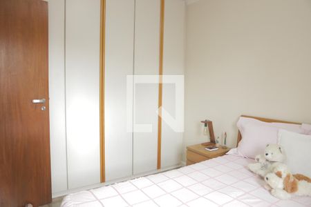 Apartamento à venda com 78m², 3 quartos e 2 vagasQuarto 01