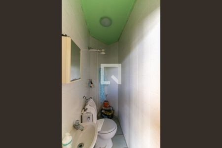 Apartamento para alugar com 215m², 2 quartos e 4 vagasBanheiro de serviço