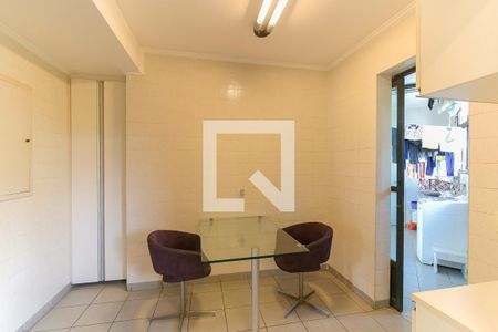 Apartamento para alugar com 215m², 2 quartos e 4 vagasCozinha