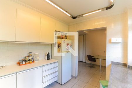 Apartamento para alugar com 215m², 2 quartos e 4 vagasCozinha