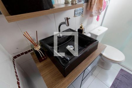 Casa à venda com 46m², 2 quartos e 1 vaga Casa à venda com 46m², 2 quartos e 1 vagaBanheiro Suíte 2