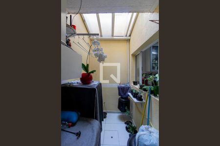 Casa à venda com 46m², 2 quartos e 1 vaga Casa à venda com 46m², 2 quartos e 1 vagaÁrea de Serviço