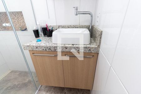 Casa à venda com 165m², 4 quartos e 4 vagasBanheiro da Suíte 2