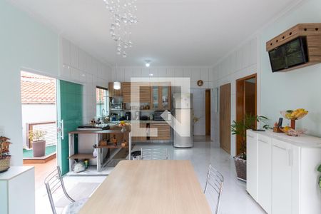 Casa à venda com 165m², 4 quartos e 4 vagasCozinha