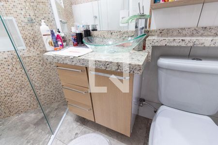 Casa à venda com 165m², 4 quartos e 4 vagasBanheiro da Suíte 1