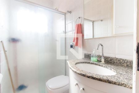 Casa à venda com 152m², 4 quartos e 4 vagasBanheiro do Corredor