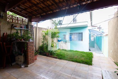 Casa à venda com 152m², 4 quartos e 4 vagasQuintal