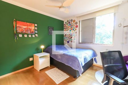 Apartamento à venda com 160m², 3 quartos e 3 vagas Apartamento à venda com 160m², 3 quartos e 3 vagasSuíte 2