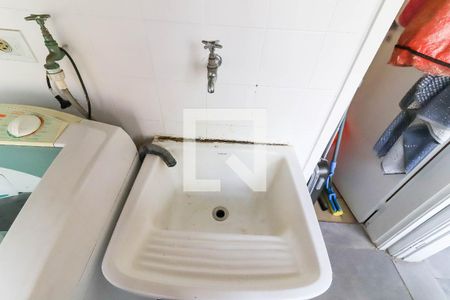 Apartamento à venda com 160m², 3 quartos e 3 vagas Apartamento à venda com 160m², 3 quartos e 3 vagasÁrea de Serviço