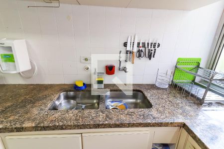Apartamento à venda com 160m², 3 quartos e 3 vagas Apartamento à venda com 160m², 3 quartos e 3 vagasCozinha - Torneira