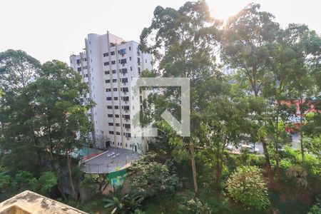 Apartamento à venda com 160m², 3 quartos e 3 vagas Apartamento à venda com 160m², 3 quartos e 3 vagasVista da Suíte 2