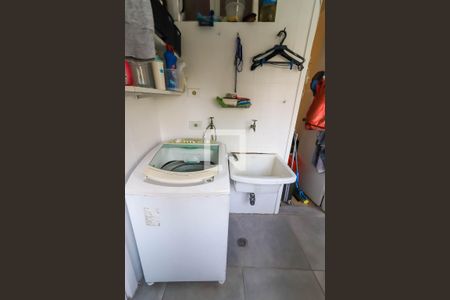 Apartamento à venda com 160m², 3 quartos e 3 vagas Apartamento à venda com 160m², 3 quartos e 3 vagasÁrea de Serviço