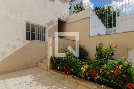 Casa à venda com 240m², 3 quartos e 2 vagas Casa à venda com 240m², 3 quartos e 2 vagasJardim