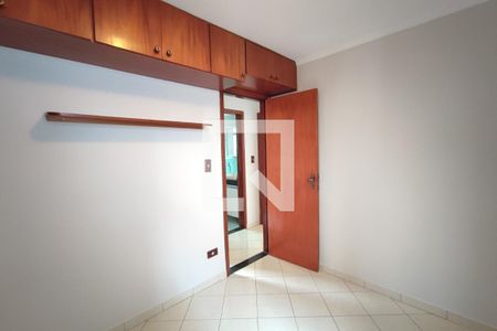 Quarto 1 de apartamento à venda com 3 quartos, 65m² em Vila Proost de Souza, Campinas