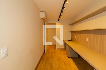 Apartamento à venda com 260m², 3 quartos e 2 vagas Apartamento à venda com 260m², 3 quartos e 2 vagasDetalhe do quarto 4