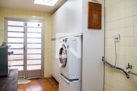 Casa à venda com 500m², 5 quartos e 5 vagasLavanderia