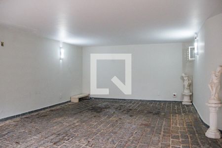 Casa à venda com 500m², 5 quartos e 5 vagasGaragem Casa 2
