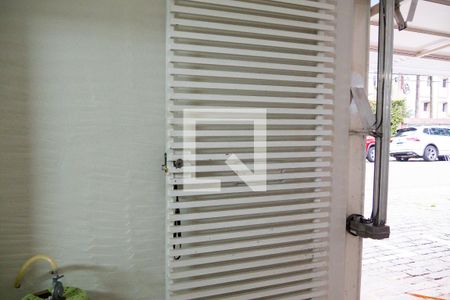 Casa à venda com 500m², 5 quartos e 5 vagasEntrada Casa 2