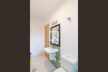 Casa à venda com 217m², 3 quartos e 4 vagas Casa à venda com 217m², 3 quartos e 4 vagasBanheiro da Suite