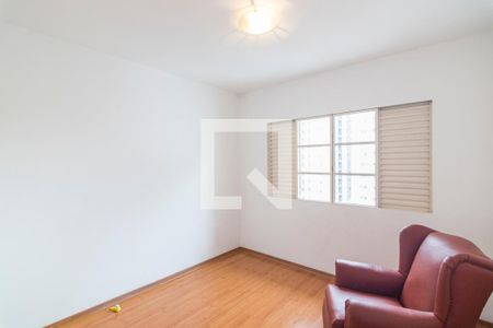 Casa à venda com 217m², 3 quartos e 4 vagas Casa à venda com 217m², 3 quartos e 4 vagasQuarto 3