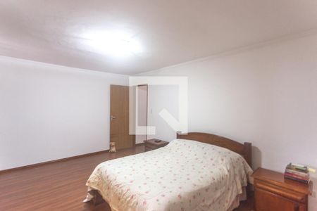 Casa à venda com 188m², 3 quartos e 2 vagasSuíte 2