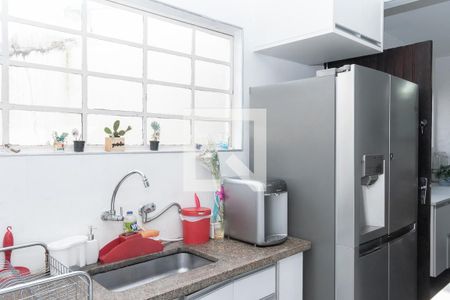 Casa à venda com 350m², 4 quartos e 7 vagas Casa à venda com 350m², 4 quartos e 7 vagasCozinha
