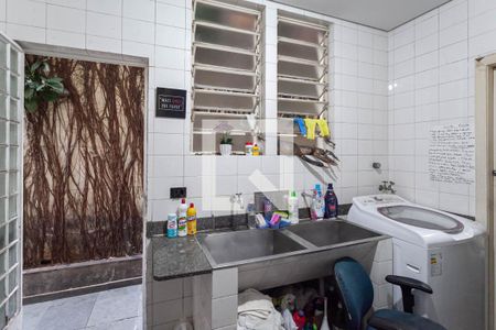 Casa à venda com 386m², 9 quartos e 4 vagasÁrea de serviço