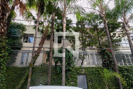 Casa à venda com 386m², 9 quartos e 4 vagasFachada