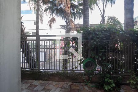 Casa à venda com 386m², 9 quartos e 4 vagasVista do quarto 8