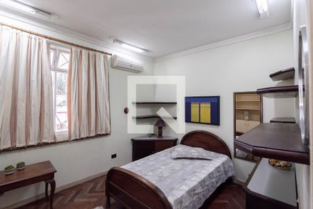 Casa à venda com 386m², 9 quartos e 4 vagasQuarto 2