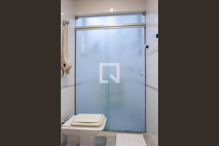 Casa à venda com 386m², 9 quartos e 4 vagasBanheiro social 1