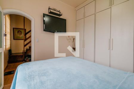 Casa à venda com 120m², 3 quartos e 2 vagas Casa à venda com 120m², 3 quartos e 2 vagasQuarto